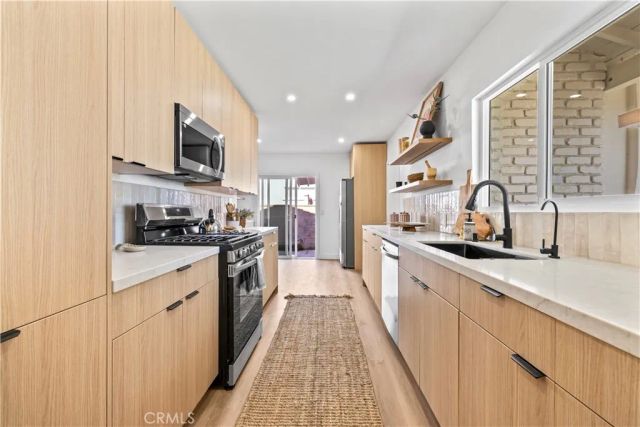 1521 Mural, Claremont, CA 91711