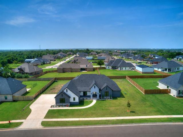 4704 SE 37th Street, Moore, OK 73160