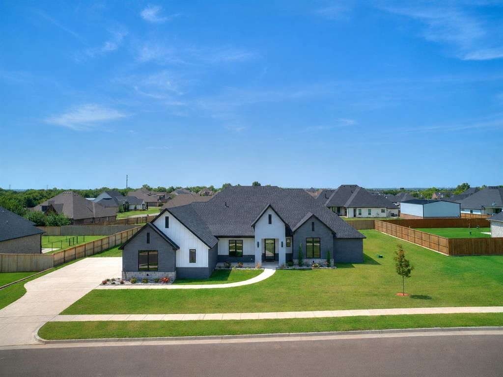 4704 SE 37th Street, Moore, OK 73160