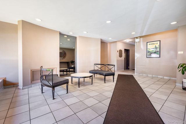3235 Cambridge Avenue 4L, Bronx, NY 10463