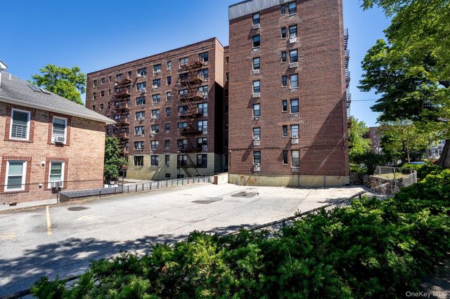 3235 Cambridge Avenue 4L, Bronx, NY 10463