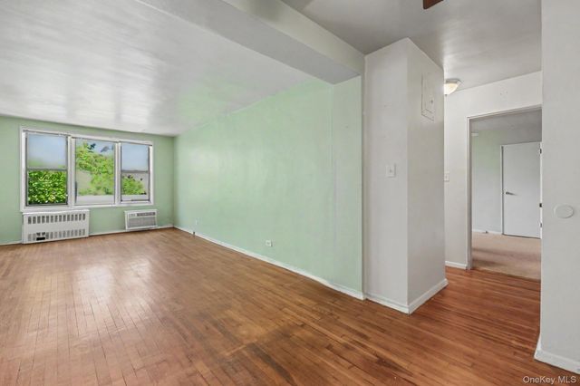 3235 Cambridge Avenue 4L, Bronx, NY 10463
