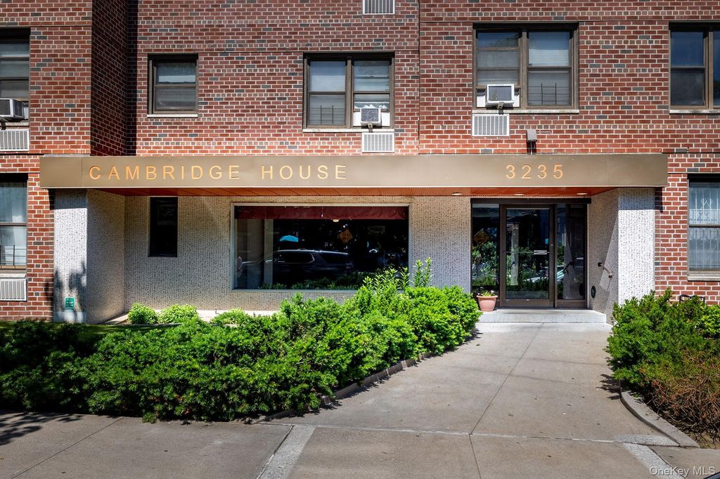 3235 Cambridge Avenue 4L, Bronx, NY 10463