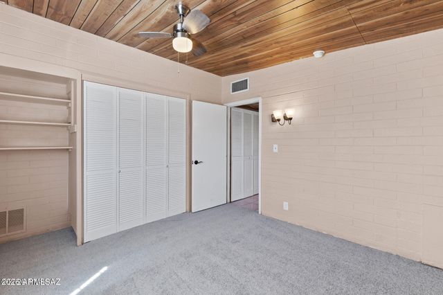 2866 N DESERT Avenue, Tucson, AZ 85712