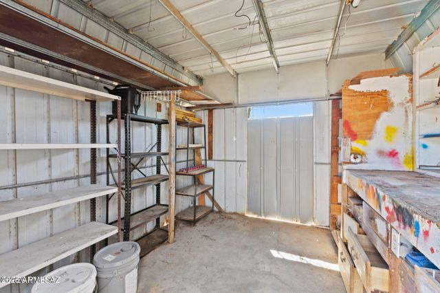 2866 N DESERT Avenue, Tucson, AZ 85712