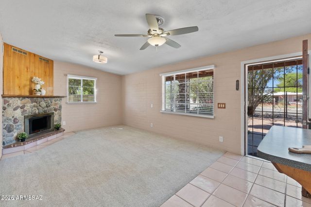 2866 N DESERT Avenue, Tucson, AZ 85712