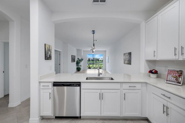 2175 DRAGONFRUIT WAY, Naples, FL 34120