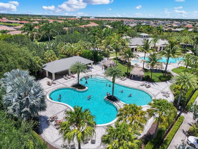 2175 DRAGONFRUIT WAY, Naples, FL 34120
