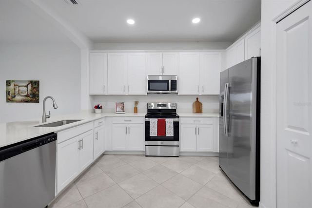 2175 DRAGONFRUIT WAY, Naples, FL 34120