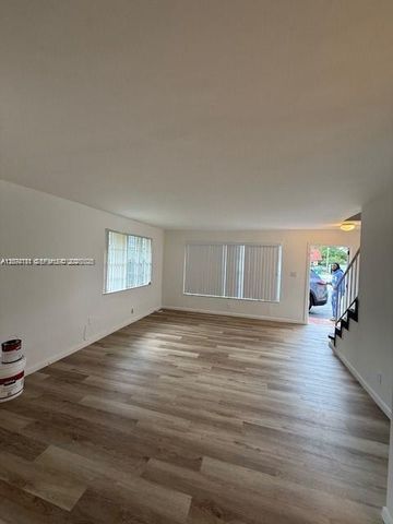 2010 NW 59th Way 1, Lauderhill, FL 33313