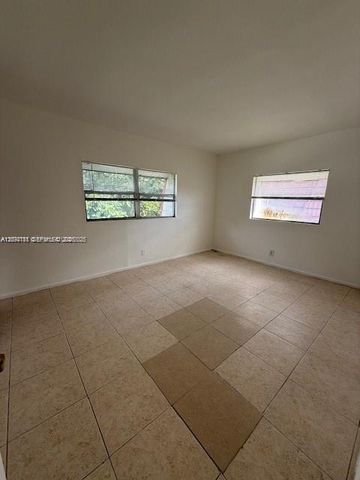 2010 NW 59th Way 1, Lauderhill, FL 33313