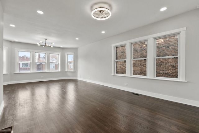 7811 S Honore Street, Chicago, IL 60620