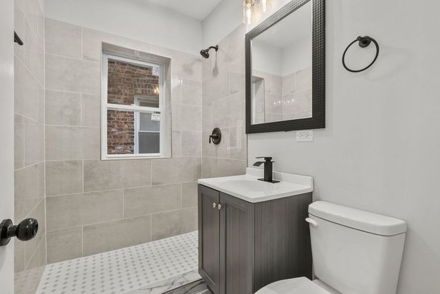 7811 S Honore Street, Chicago, IL 60620