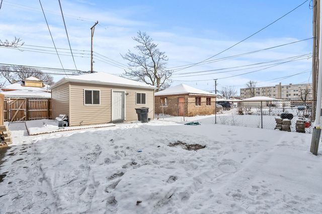 7811 S Honore Street, Chicago, IL 60620