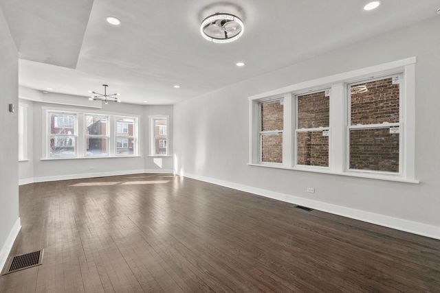 7811 S Honore Street, Chicago, IL 60620