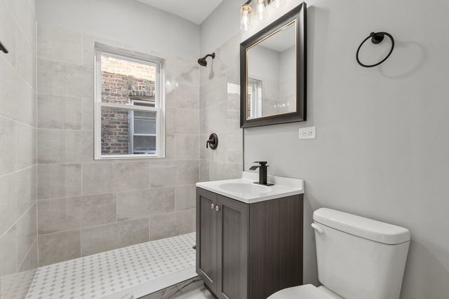 7811 S Honore Street, Chicago, IL 60620