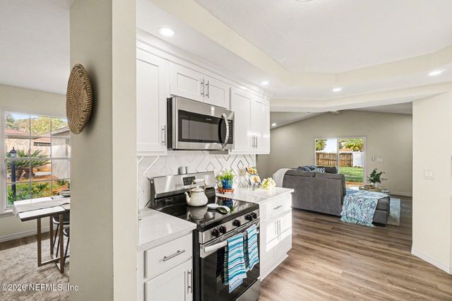 8055 STARGRASS Court, Jacksonville, FL 32210