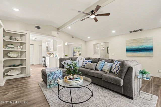 8055 STARGRASS Court, Jacksonville, FL 32210