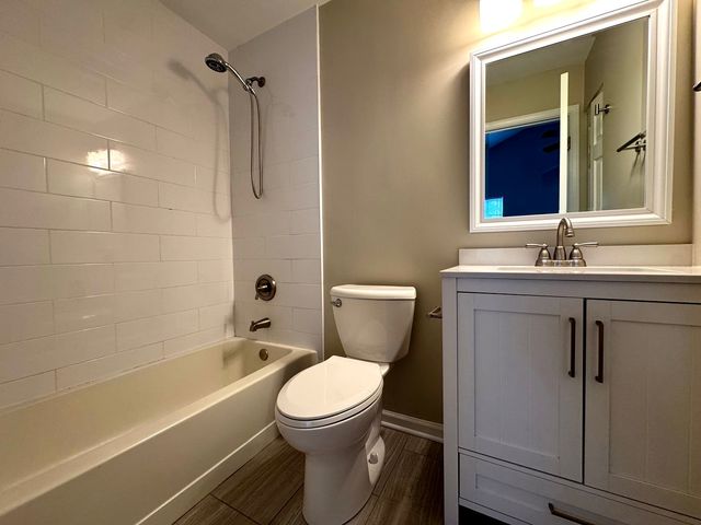 1109 Blackburn Drive, Grayslake, IL 60030