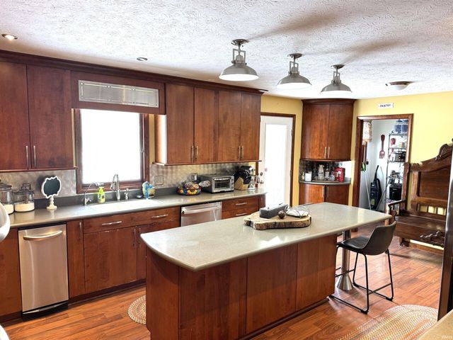 2892 E US Highway 136, Crawfordsville, IN 47933