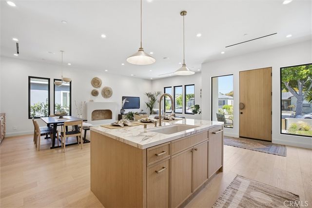 4221 Sunnyside Avenue, Los Angeles, CA 90066