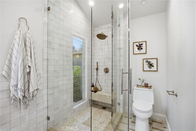 4221 Sunnyside Avenue, Los Angeles, CA 90066