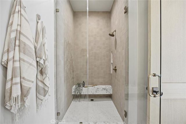 4221 Sunnyside Avenue, Los Angeles, CA 90066