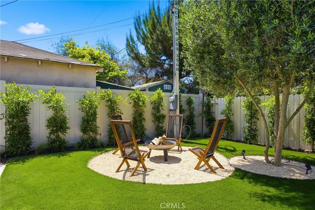 4221 Sunnyside Avenue, Los Angeles, CA 90066