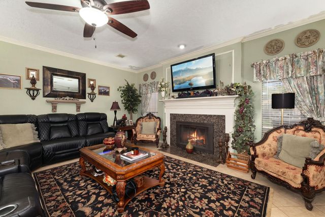 16926 Scenic Lakes Way, Houston, TX 77095