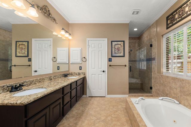 16926 Scenic Lakes Way, Houston, TX 77095