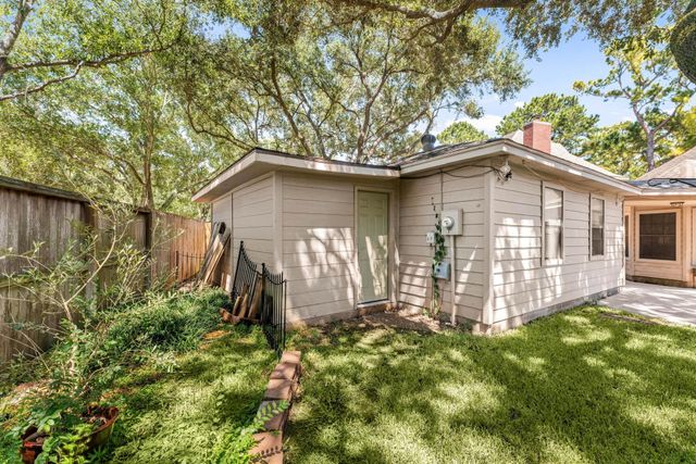 16926 Scenic Lakes Way, Houston, TX 77095