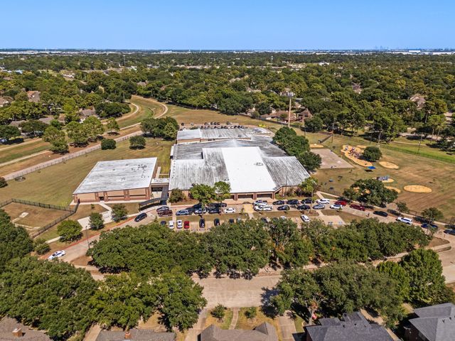 16926 Scenic Lakes Way, Houston, TX 77095