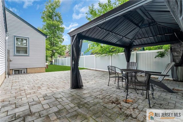 30 Martin Street, Middlesex, NJ 08846