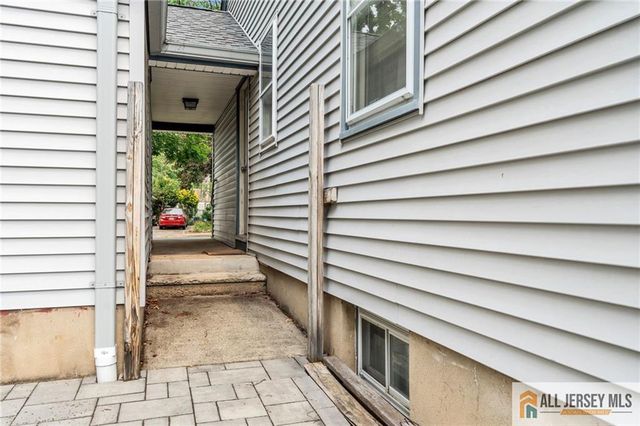 30 Martin Street, Middlesex, NJ 08846