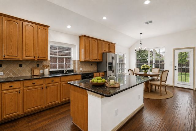 107 Mason Court, Fate, TX 75087