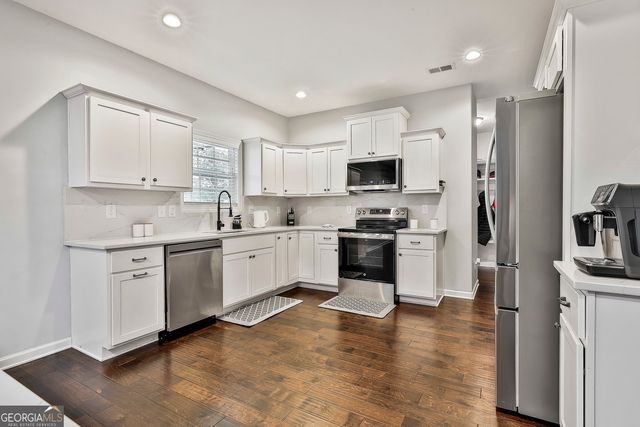 3 Saint Georges Place, Sharpsburg, GA 30277