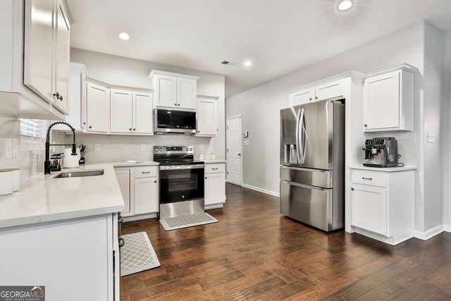 3 Saint Georges Place, Sharpsburg, GA 30277