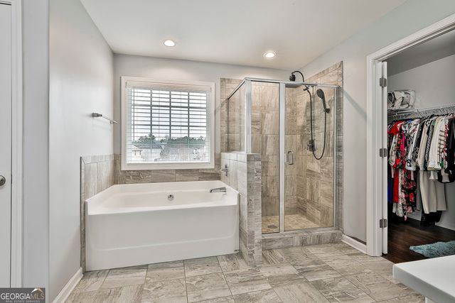 3 Saint Georges Place, Sharpsburg, GA 30277