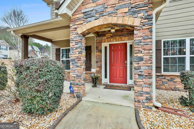 3 Saint Georges Place, Sharpsburg, GA 30277