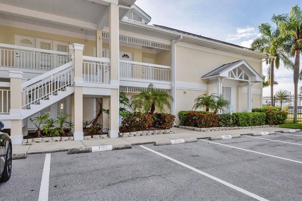 3401 54TH DRIVE W 201, Bradenton, FL 34210