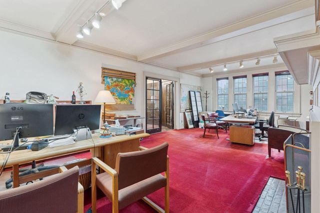 2318 1st Avenue S, Minneapolis, MN 55404