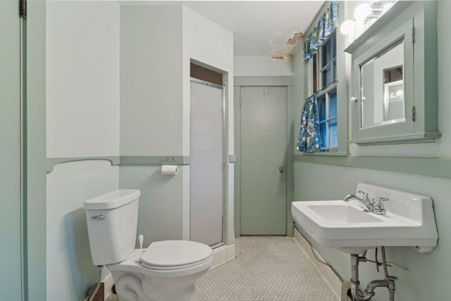 2318 1st Avenue S, Minneapolis, MN 55404