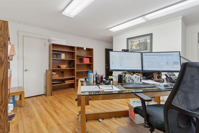 2318 1st Avenue S, Minneapolis, MN 55404