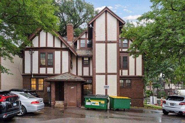 2318 1st Avenue S, Minneapolis, MN 55404