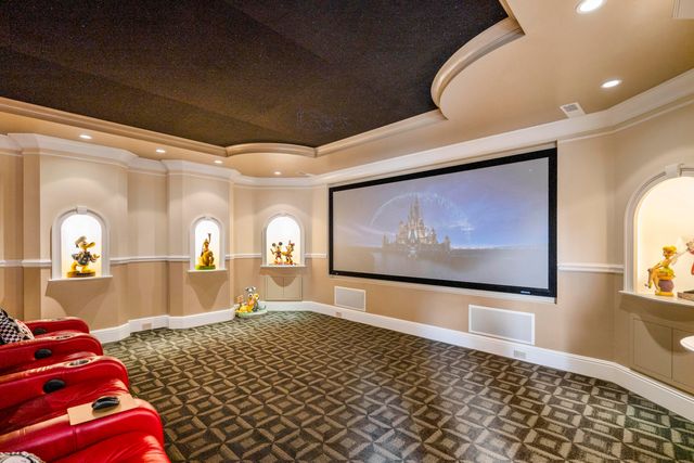 943 Squire Oaks Drive, Villa Hills, KY 41017