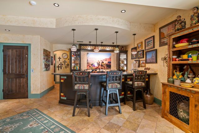 943 Squire Oaks Drive, Villa Hills, KY 41017