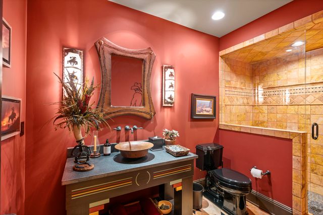 943 Squire Oaks Drive, Villa Hills, KY 41017