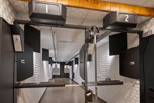 943 Squire Oaks Drive, Villa Hills, KY 41017