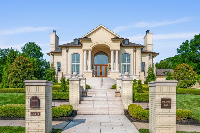943 Squire Oaks Drive, Villa Hills, KY 41017