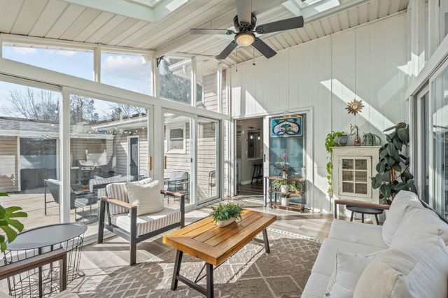 2946 Mcknight Road N, Maplewood, MN 55109